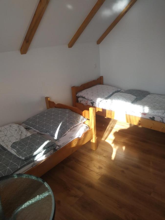 Noclegi Przy Szlaku Agroturystyka Zabnica Exterior foto